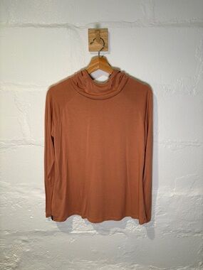Free Fly Apparel Women's Long Sleeve a Athleisure Peach top